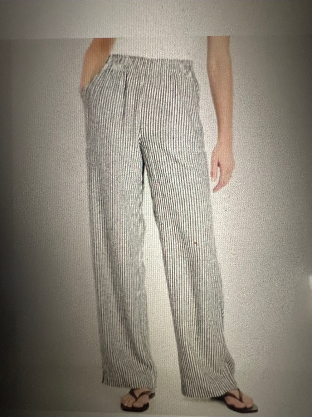 Old Navy Navy/White Striped Wide-Leg Linen-Blend Pants, size Medium